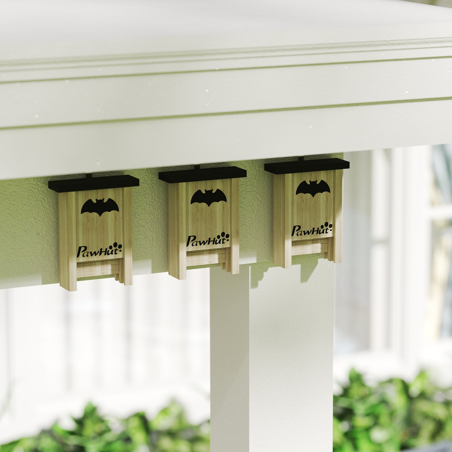 Trio de bat houses PAWHUT installées dans un jardin écologique – refuge naturel pour chauves-souris 33
